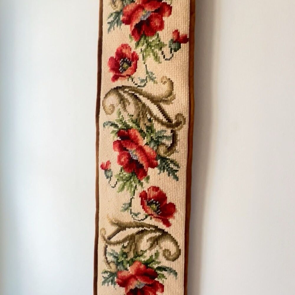 Vtg 7Os Poppies Needlepoint Bell Pull Wall Hanging Tapestry Brass Hardware - Picture 7 of 16